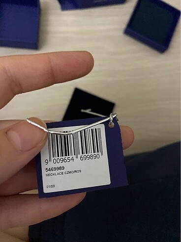  Beden Swarovski kolye