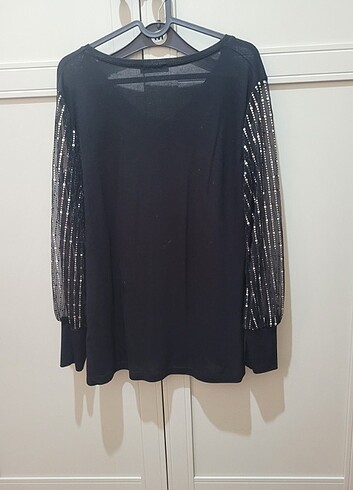 Kolları pullu bluz - Görsel 5