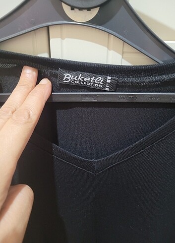 Kolları pullu bluz - Görsel 6