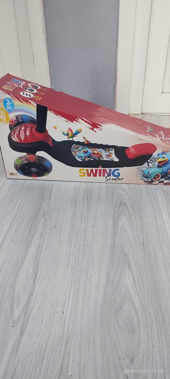 Renkli Çocuk Scooter SWING - Görsel 2
