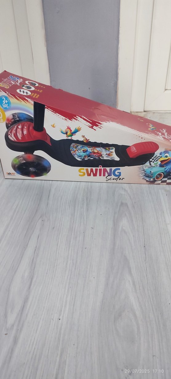 Renkli Çocuk Scooter SWING - Görsel 4
