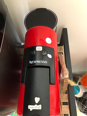 Nespresso D30 kahve makinesi