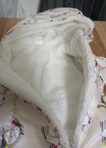 Kapüşonlu Kürklü Baskılı Bebek Tulumu - Görsel 4