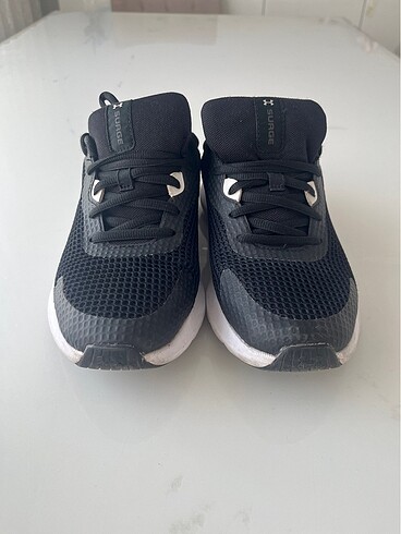 Under armour marka