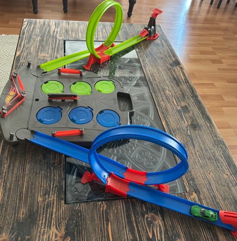 Hotwheels araba yarış seti - Görsel 3