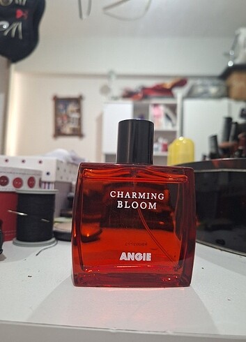Rebul Angie charming bloom parfüm