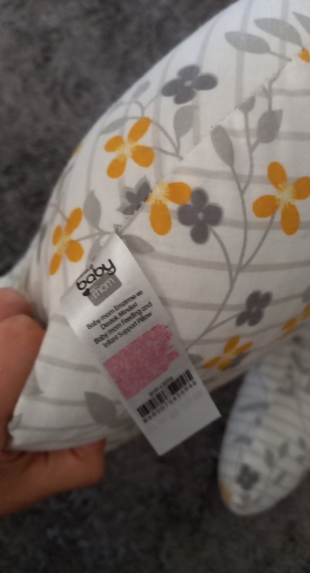 Çiçek Desenli Gri Emzirme Yastığı - Görsel 2