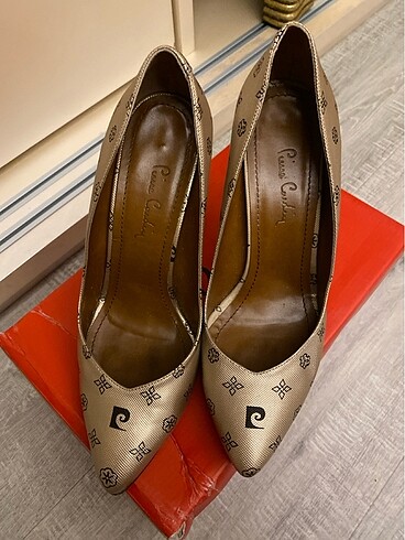 Pierre cardin stiletto