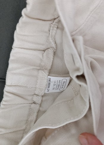 Düğmeli Beyaz Kız Çocuk Şort Etek ve Zıbın - Görsel 2