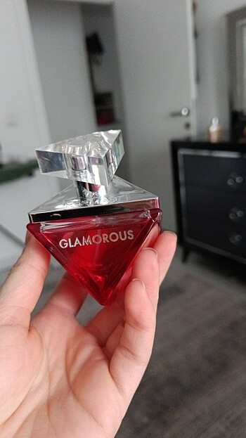 Glamorous parfüm farmasi 