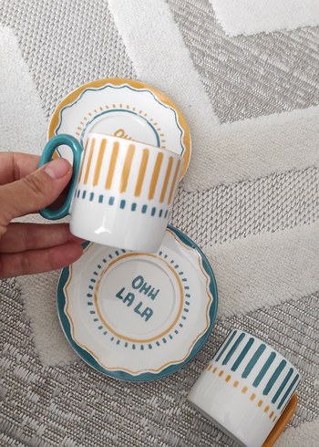 Pastel Renkli Desenli Kahve Fincanı Takımı
