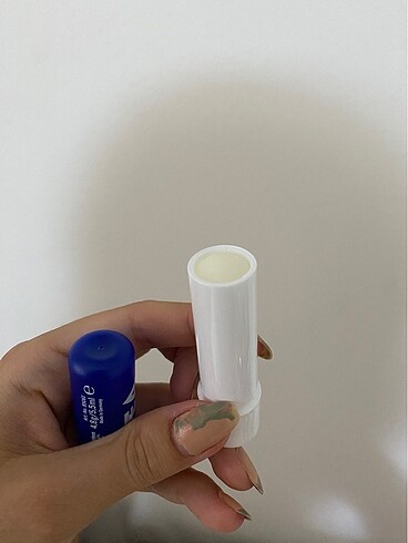 Nivea Nivea dudak nemlendirici