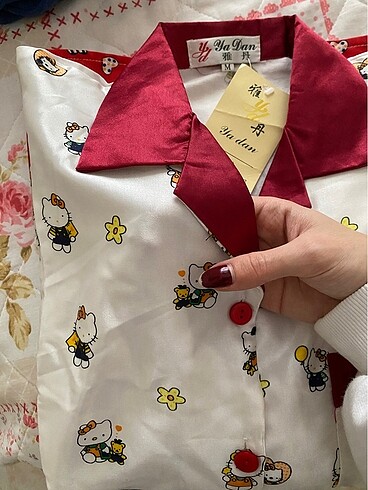 m Beden Alt üst takım saten düğmeli pijama