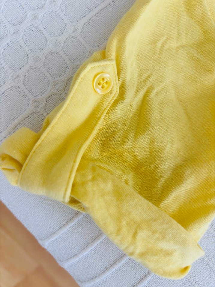 Sarı Dantel Detaylı Kısa Kollu Bluz - Görsel 3