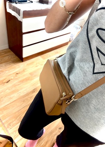 Mango Askılı Çanta - Görsel 8