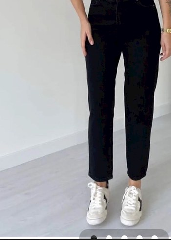 Siyah Regular Fit Kadın Midi Boy Kot Pantolon