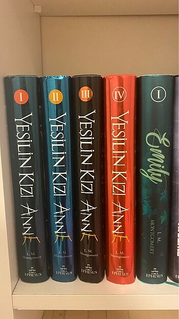 yeşilin kızı anne/Emily