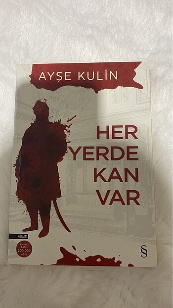 Her yerde kan var