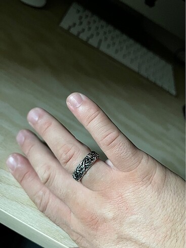 Beden Chrome Hearts yüzük