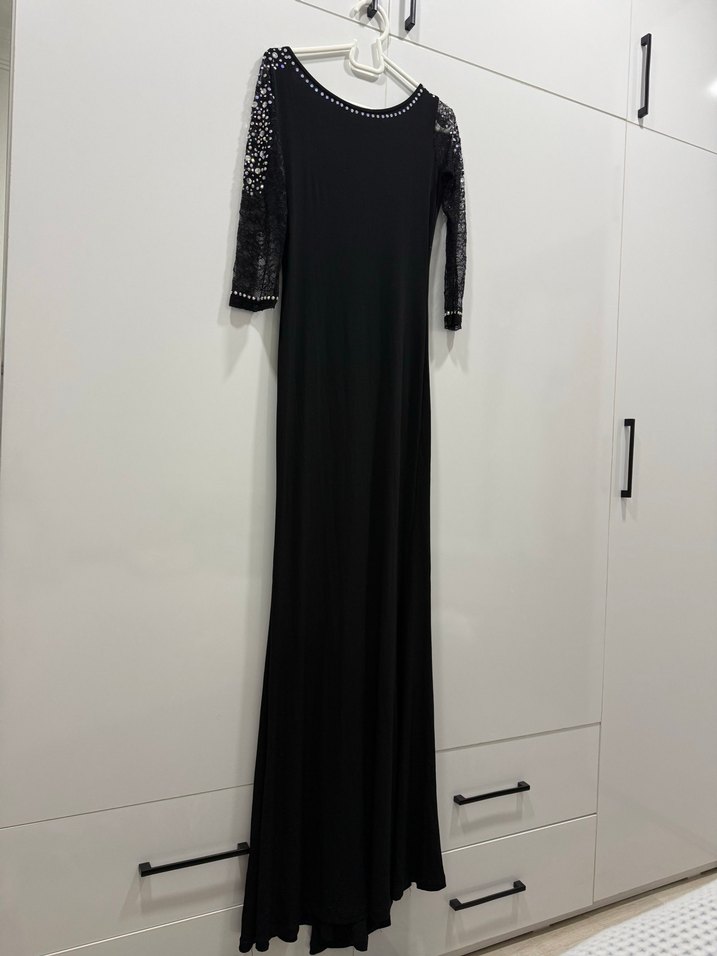 Uzun Kollu Parlak Siyah  Elbise - Görsel 2