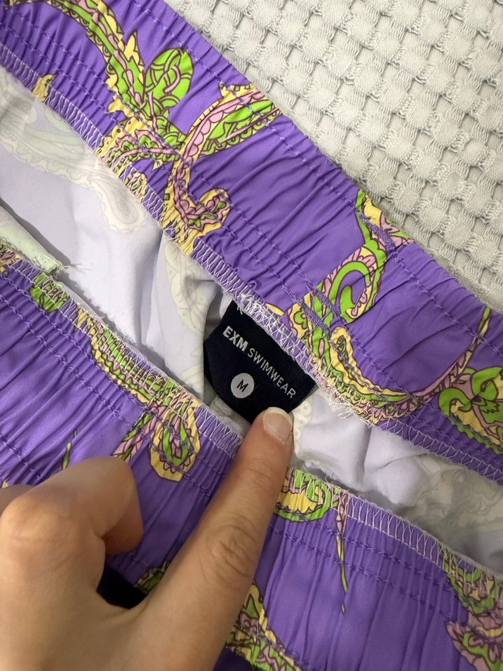 Mor Yılan Desenli Mayo Şort - Görsel 3