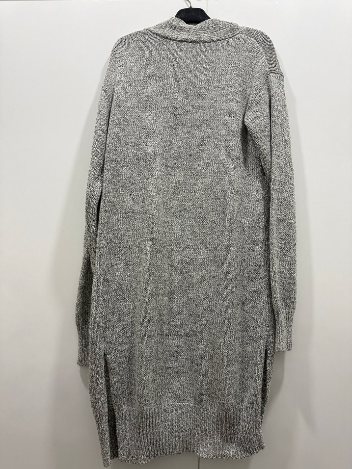 Gri Uzun Örgü Kadın Hırka - Görsel 3