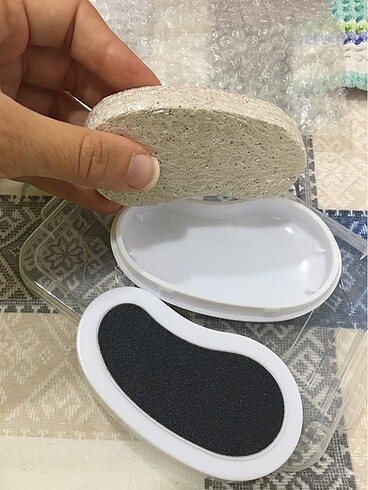 Ponza taşı ve topuk törpüsü