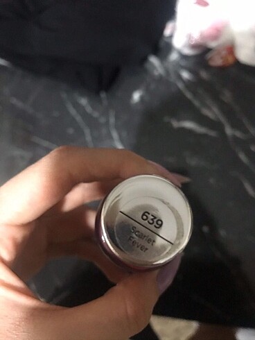 Diğer Sally Hansen Oje