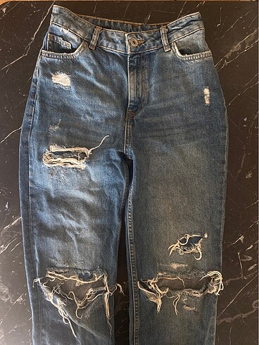 Bershka distressed kot