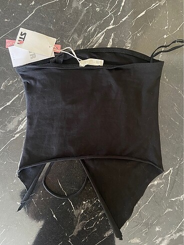 Stradivarius straplez bluz