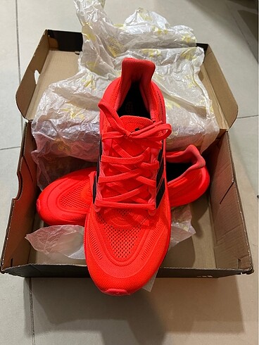 Adidas ayakkabı