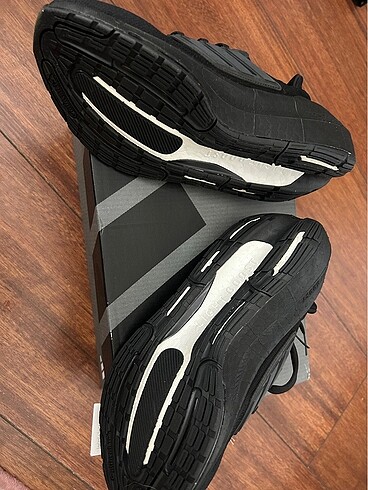 39 Beden siyah Renk Adidas ultraboost
