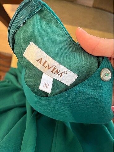 abiye zümrüt yeşilidir - Görsel 7