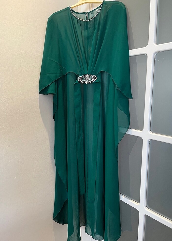 abiye zümrüt yeşilidir - Görsel 3