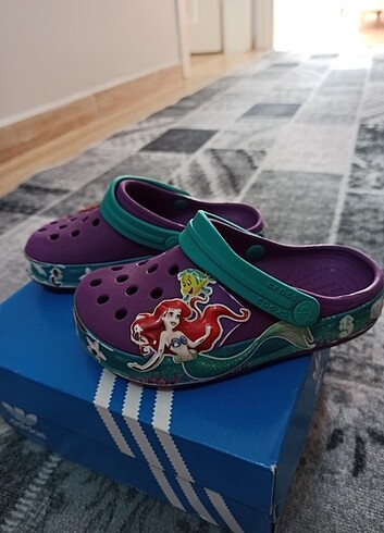 Crocs terlik 