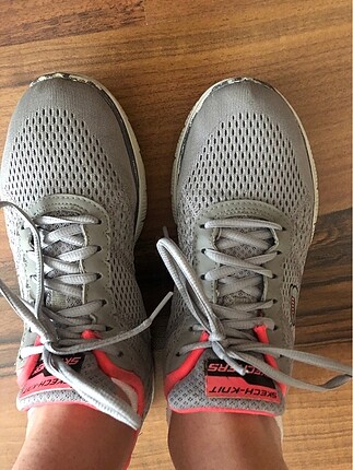 Gri Skechers Spor Ayakkabı