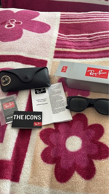 Rayban mega wayfarer