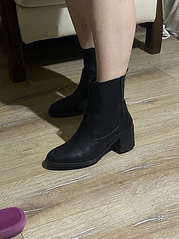 40 Beden siyah Renk Nine west bot