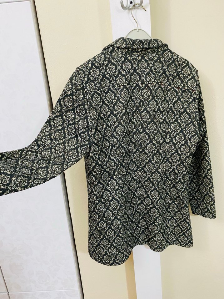 Gri Yılan Desenli Kadın Midi Ceket - Görsel 4