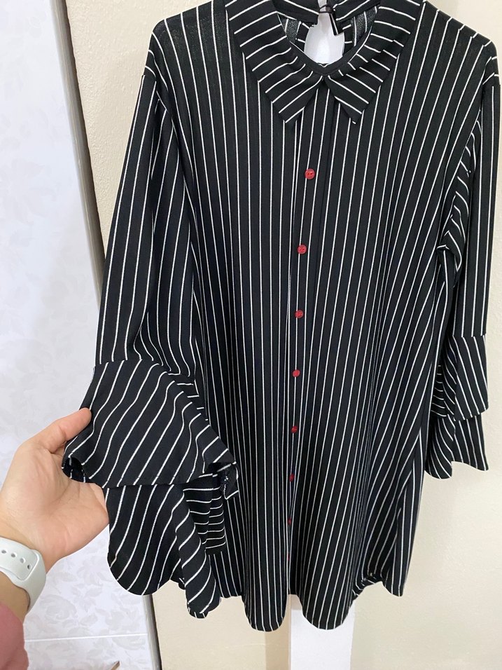 Düğmeli Siyah Beyaz Çizgili Kadın Tunik - Görsel 4