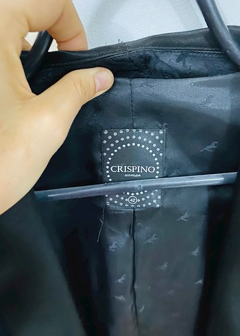 Siyah Kadife Dokulu Düğmeli Kadın Blazer - Görsel 3