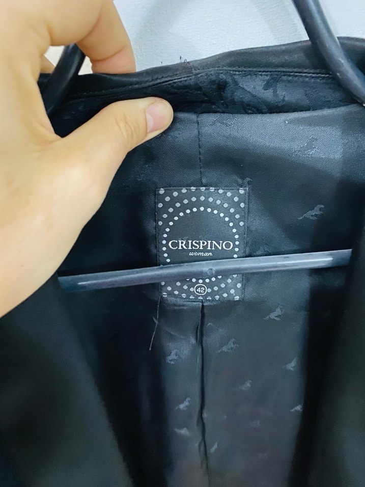 Siyah Kadife Dokulu Düğmeli Kadın Blazer - Görsel 3