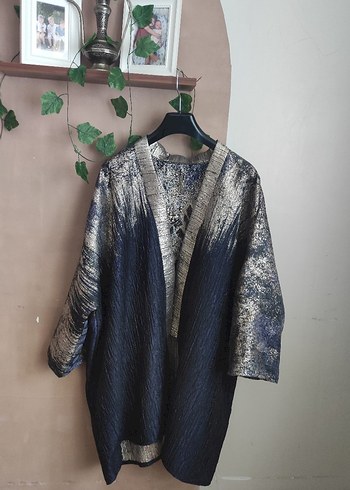Gold Batik Desenli brokar kumaş Kadın Kimono