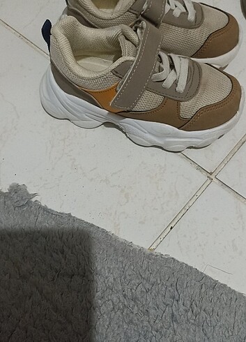 26 Beden camel Renk Spor ayakkabı