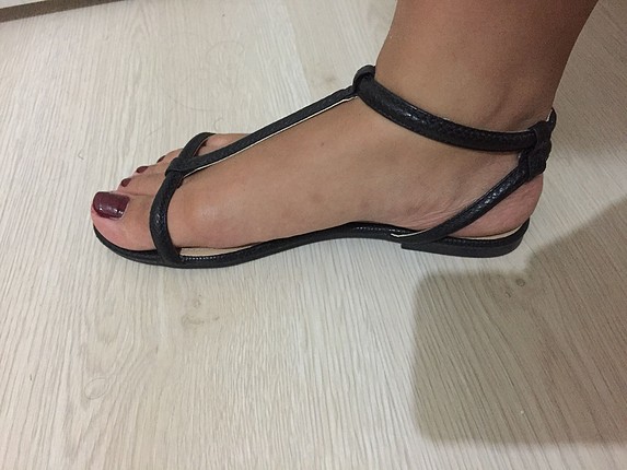 H&M sandalet