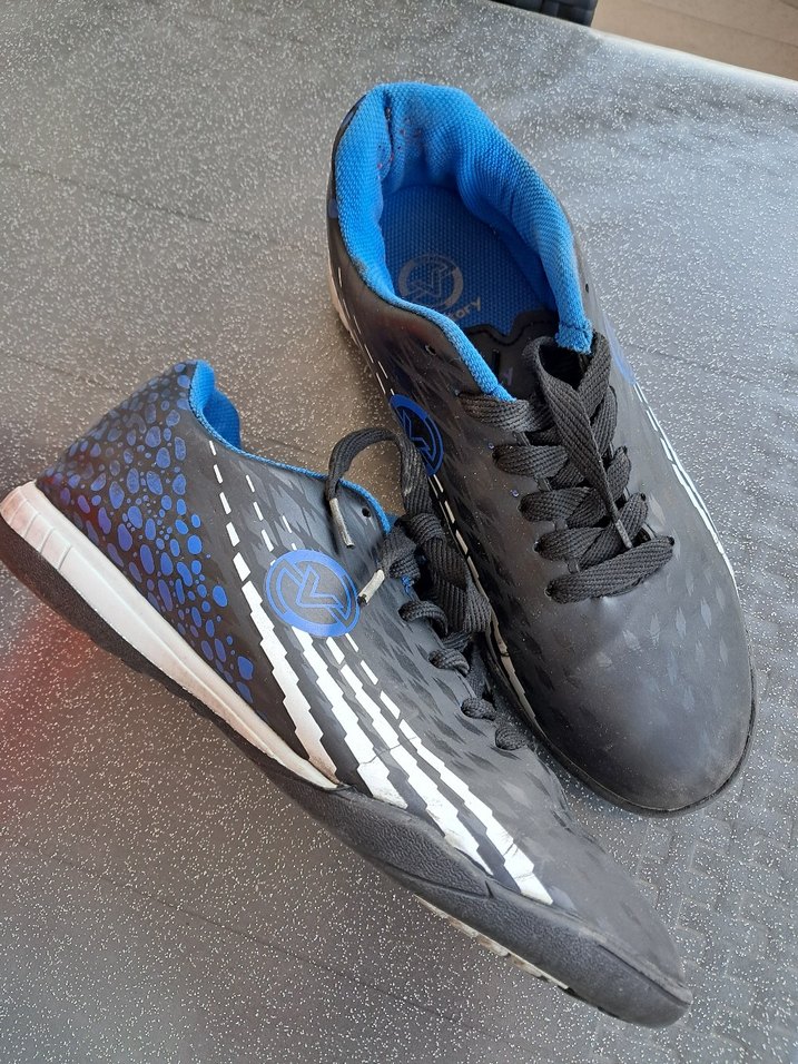 Halı Saha ayakkabı - Görsel 3