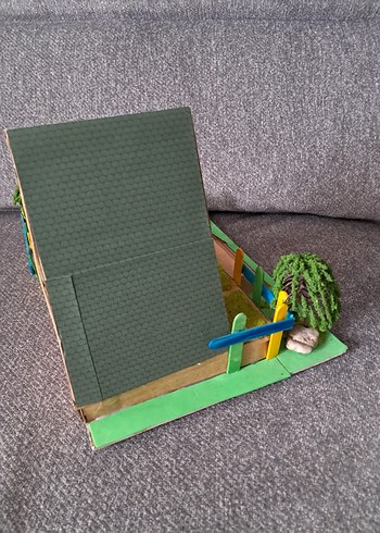 Yeşil Üçgen Ev Model Kiti - Görsel 5