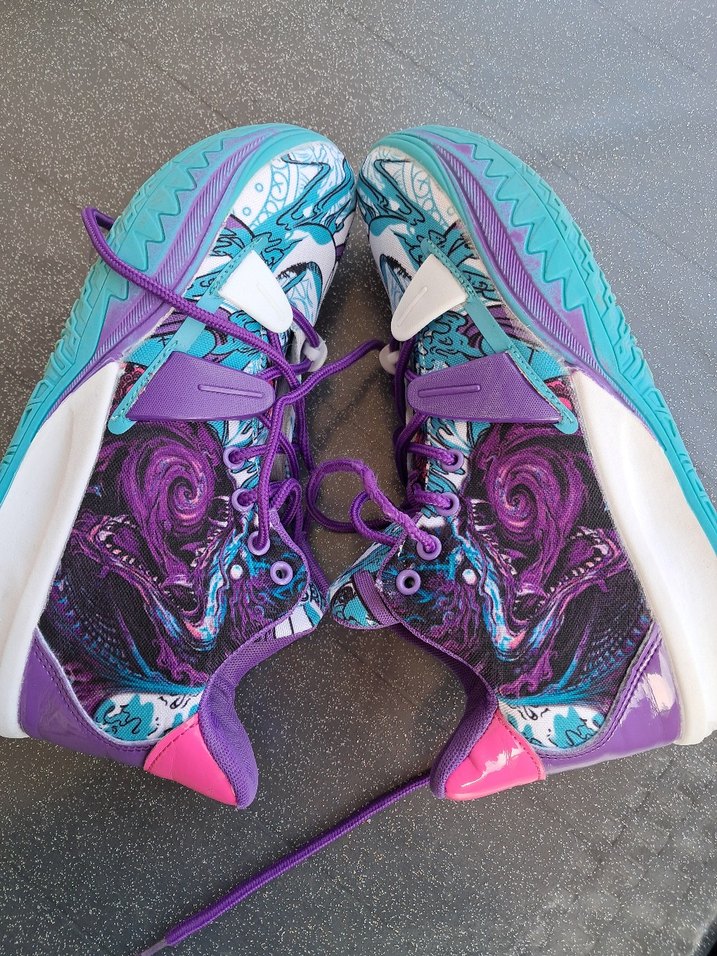 Mor Baskılı Basketbol Ayakkabısı - Görsel 2