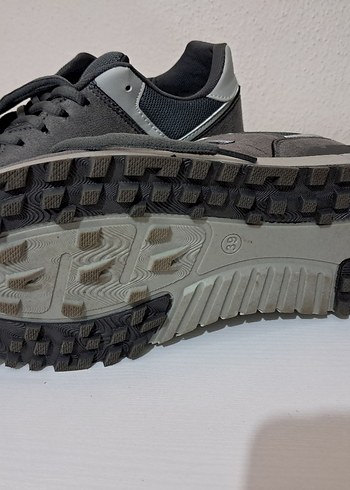 Gri Günlük Bağcıklı Spor Ayakkabı - Görsel 4