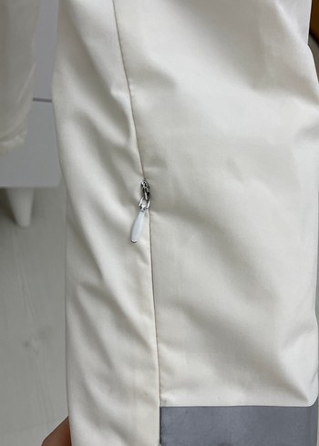 Kadın Beyaz Fermuarlı Sokak Stili Ceket - Görsel 4